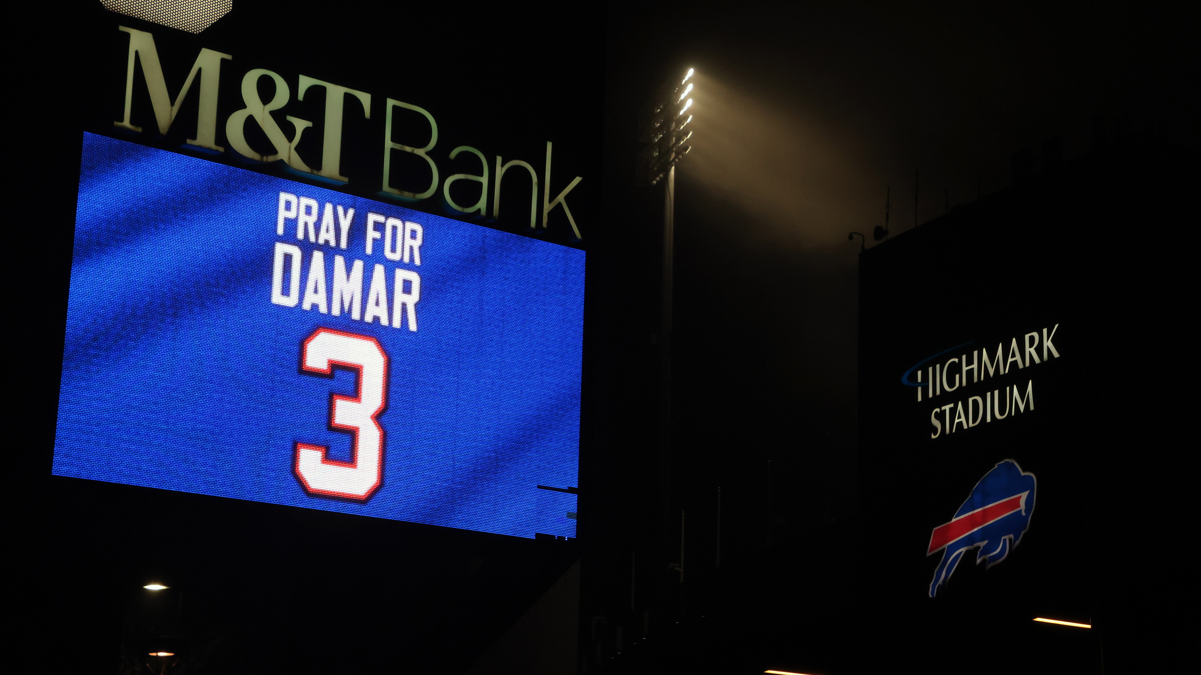 pray for damar hamlin wallpaper｜TikTok Search